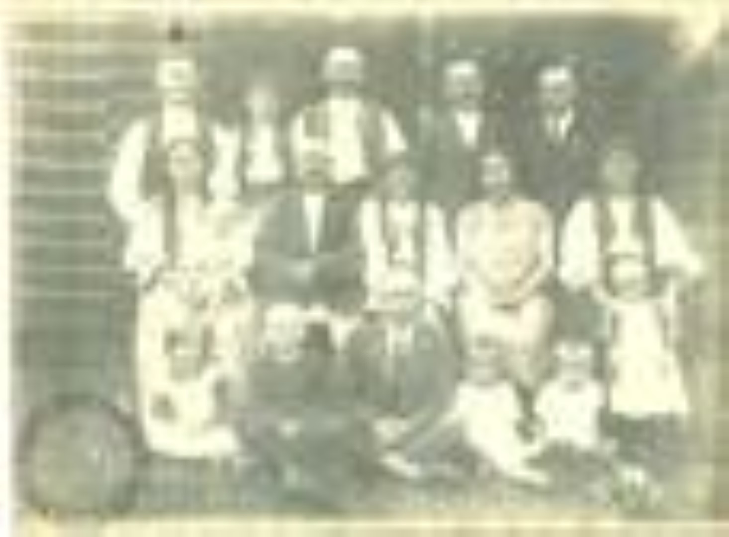 Fotografie de familie (1925-1926).jpg